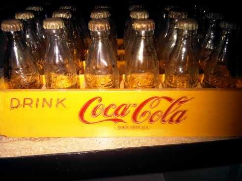 Miniature Coca Cola case with 24 glass bottles