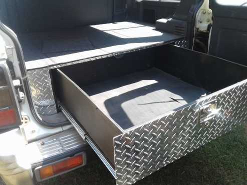 Mitshubishi Pajero drawer system