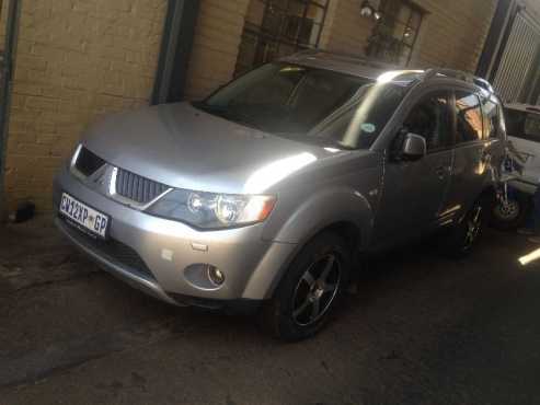 mitsubish outlander 2009 model