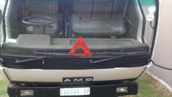 Mitsubishi AMC truck for sale with 162000km