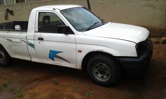 Mitsubishi Colt 2.5 Diesel- 2001 Model  Colt long base bakkie for sale