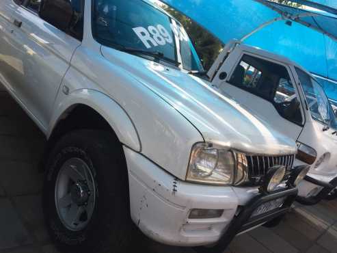 Mitsubishi Colt CLUBCAB 3.0i 2004