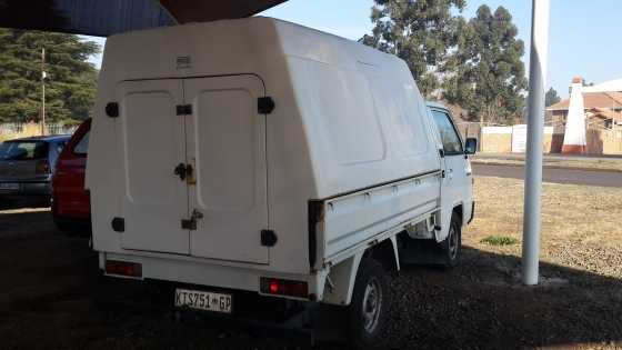 Mitsubishi L300 2000