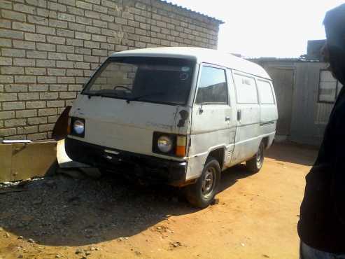 Mitsubishi L300 panel van