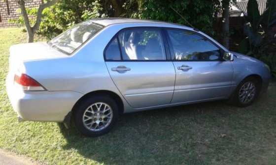 Mitsubishi Lancer 1.6 GLX 2004