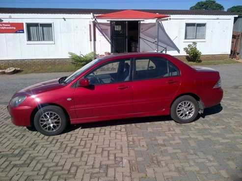 Mitsubishi Lancer 1.6 GLX