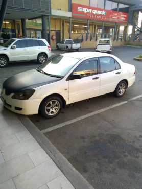 Mitsubishi Lancer 1.6GLX Full House in good condition