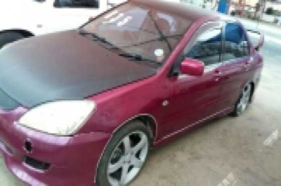 mitsubishi Lanser 2004