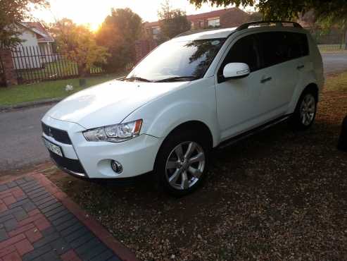 Mitsubishi outlander