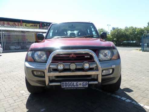 MITSUBISHI PAJERO  2001  3.5 V6 PETROL  AUTOMATIC  ELECTRIC WINDOWS  POWER STEERING  AIRCONDITIONING