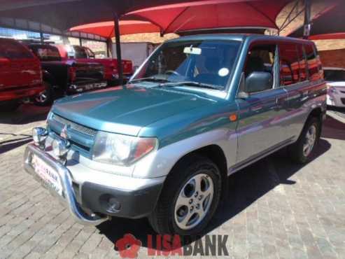 MITSUBISHI PAJERO IO 1.8 5D