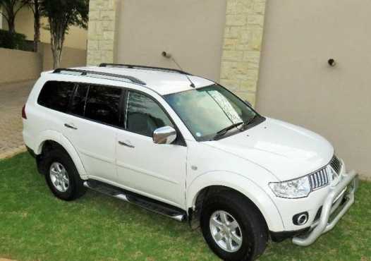 Mitsubishi Pajero Sport 3.2DI-D GLS Auto 4x4 SUV