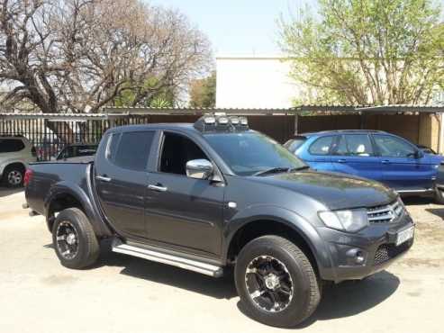 MITSUBISHI TRITON 2012 LOW KILOS BARGAIN MUST SEE