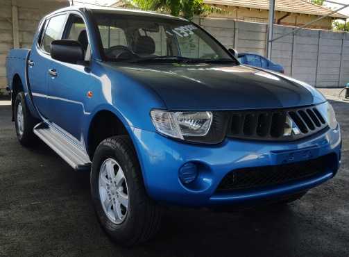 Mitsubishi Triton 2.4 DC FOR SALE