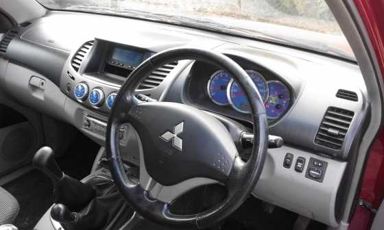 Mitsubishi Triton 2.5 4x4 double cab