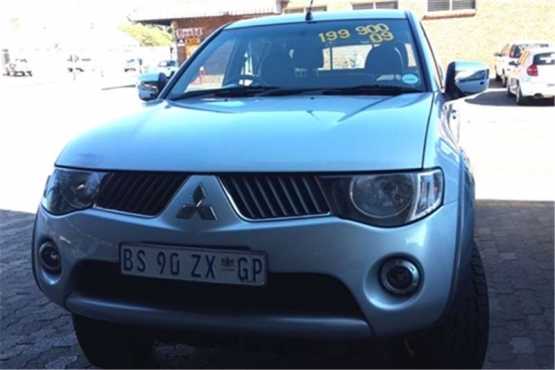 Mitsubishi Triton 2.5D