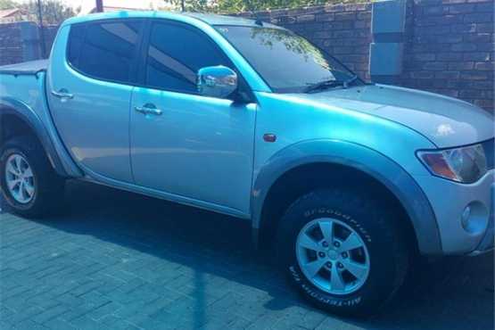 Mitsubishi Triton 2.5DI D 4x4 double cab