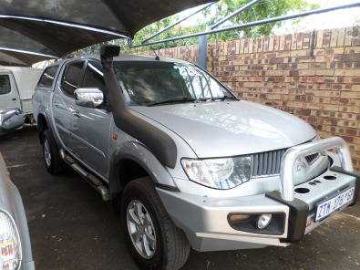 Mitsubishi Triton dcab 2009