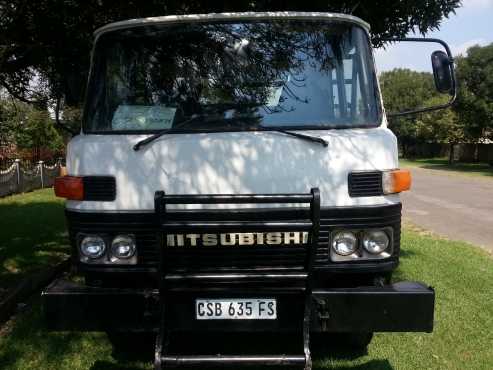 Mitsubishi truck