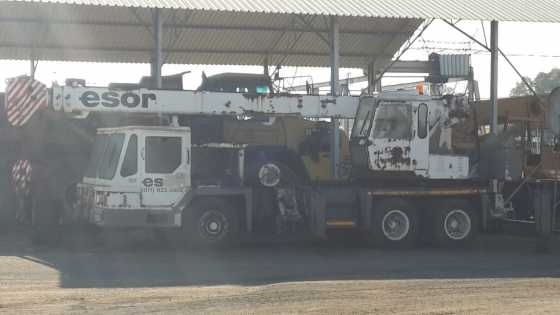 Mobile crane