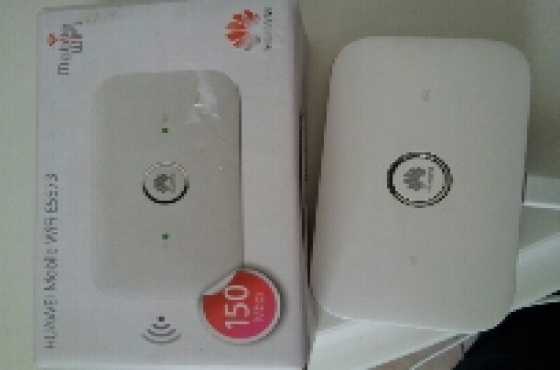 Mobile wifi LTE router