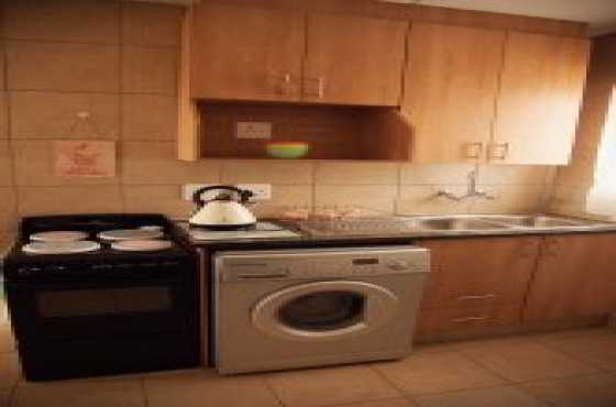 MODERN 2BED ROOM UNITE TO SHARE AT THE JUNCTION CENTURION WEST NEAR FORESTHILL MALL