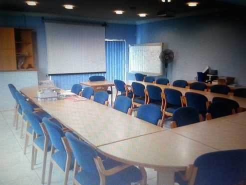 Modern Boardroom for rent nearby N1 highway in Rooihuiskraal.