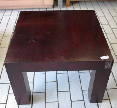 Mohagany Coffee Table S022033A Rosettenvillepawnshop