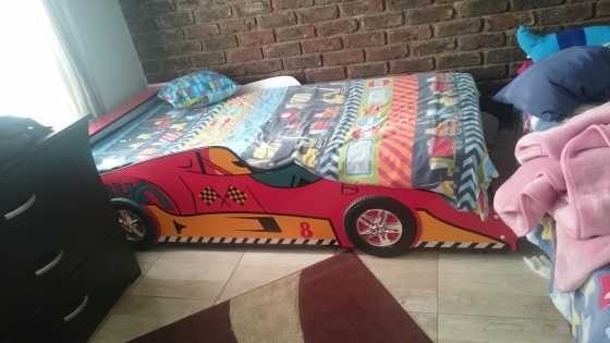 Mokki car bed