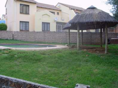 MONDEOR HOUSE FOR SALE AT R790 000