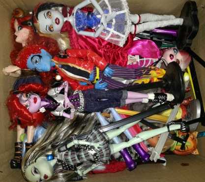 Monster High and Bratz dolls