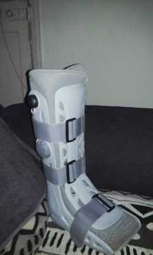 Moonboot for sale