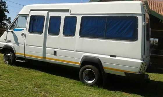 Moterhome for sale 2.5 L Diesel Renault model 1997