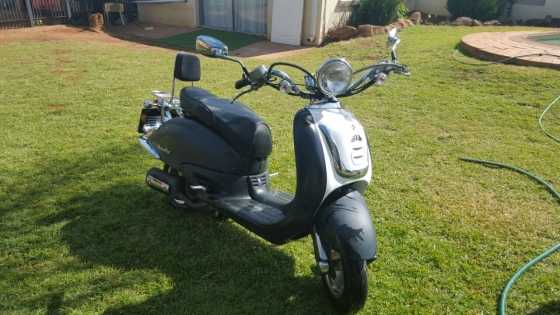 Moto Mia Scooter For Sale