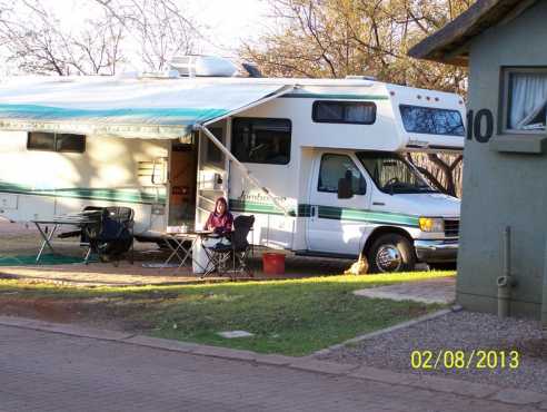 Motorhome - 1996 Fleetwood Jamboree (American RV)