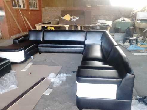 Must go 10 seater with recliner - brand new