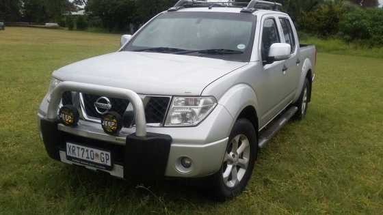 Navara 2.5 dci Double cab 2008 in excellent condition