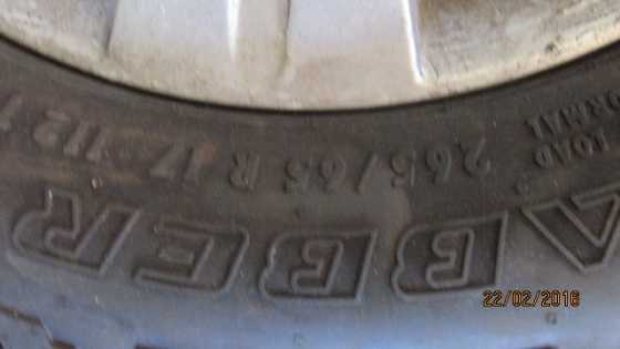 Navara tyre like new 2656517