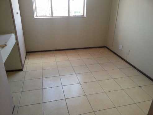 Neat 1 Bedroom flat for rent 12th Avenue Wonderboom South