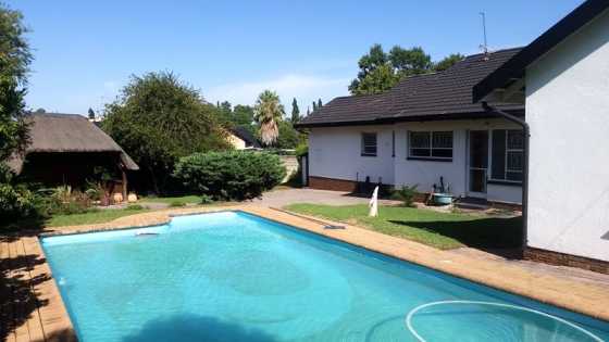 Neat family home in a good street in Brackendowns  R11,000