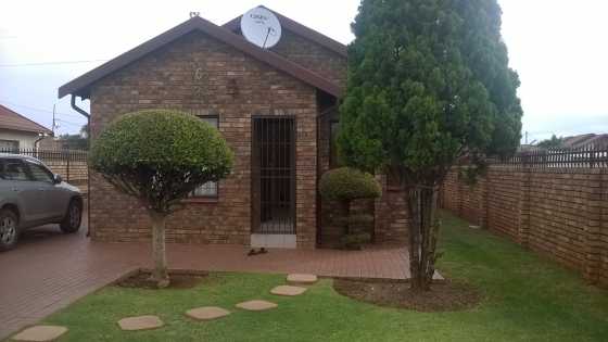 NEAT HOUSE TO RENT IN MAHUBE VALLEY EXTENSION 3, MAMELODI EAST. NEXT TO BP GARAGE.
