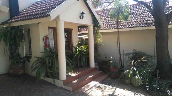 Neat unit with own private garden, peaceful area