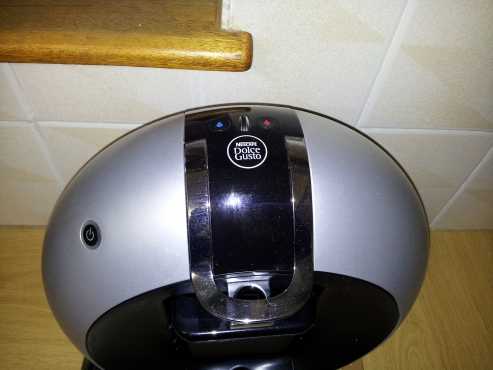 Nescafe039 Dolce Gusto Save R1400.00