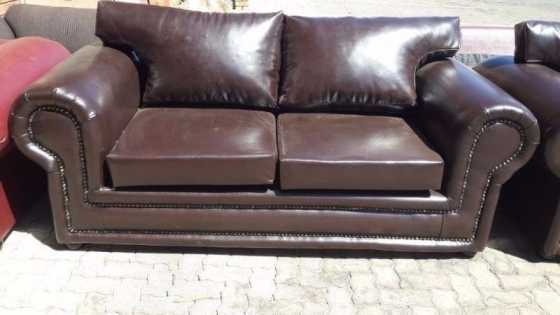 NEW Albi 321 Lounge Set For R10000, Showroom open till 6pm