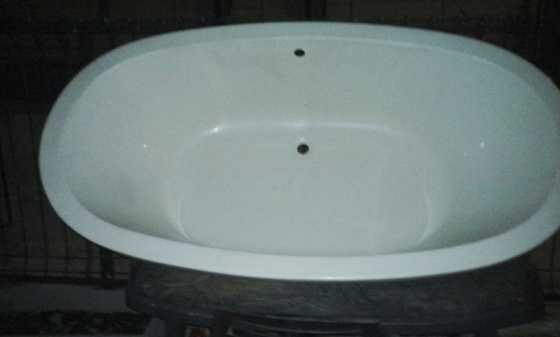 New bath, basin and toilet set