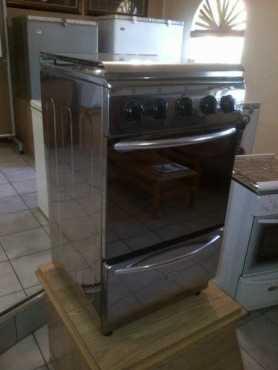 NEW FULLY GAS STOVES FROM R2350 WITH 1 YR WARRANTY