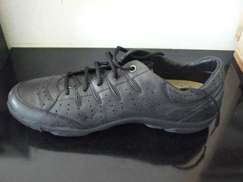 New Geox mens shoes never worn