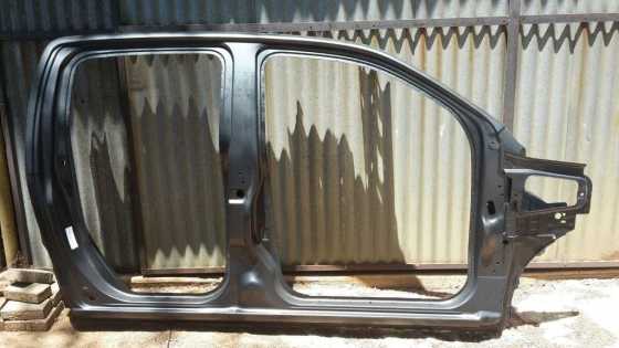 NEW ISUZU SIDE FRAMES