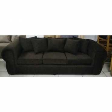 New large 5 seater lounge suite