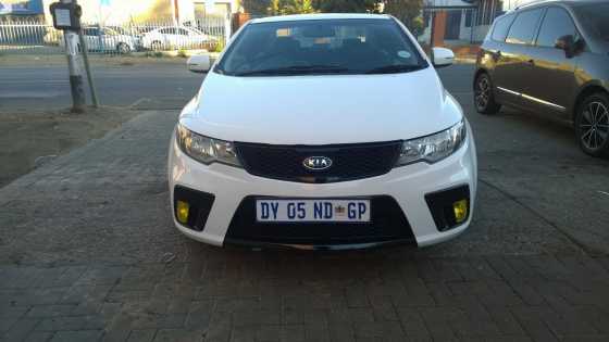 New Month Special 2010 Kia Cerato koup auto 2.0L, low km for bargain price